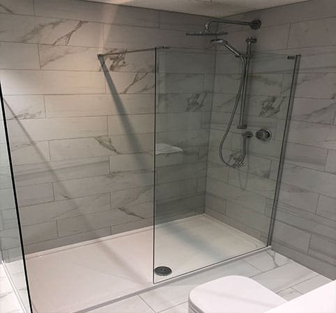 Morden Bathroom With Shower Tray